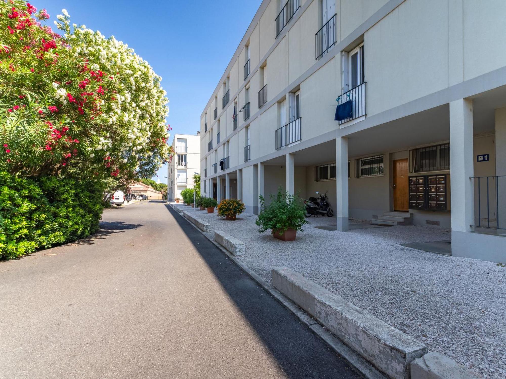 Apartment Les Roses Lauriers By Interhome Le Lavandou Dış mekan fotoğraf